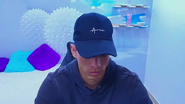 DEIBY BABY online show from November 29, 2025, 7:25 pm