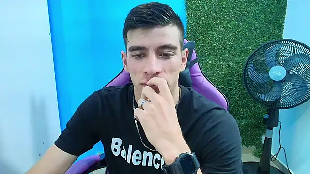 DEIBY BABY online show from February 8, 2025, 12:49 am