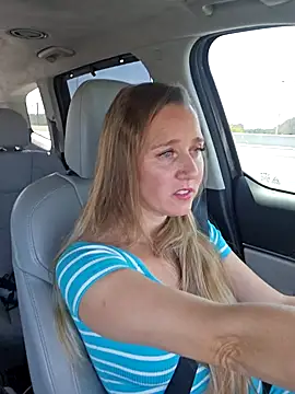 SkyelarSommer online show from February 25, 2026, 5:35 pm