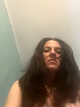 DominiqueX0 online show from November 28, 2025, 3:56 pm