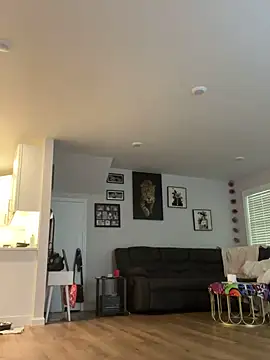 DominiqueX0 online show from September 9, 2025, 2:04 pm