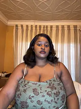 Snapshot of KnockoutBestie chatting on February 26, 2026, 4:40 pm KnockoutBestie online show from February 26, 2026, 4:40 pm