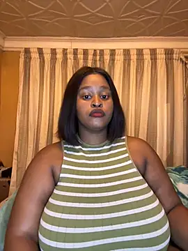 Snapshot of KnockoutBestie chatting on February 17, 2026, 5:10 pm KnockoutBestie online show from February 17, 2026, 5:10 pm