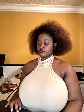 KnockoutBestie online show from October 7, 2025, 9:43 am