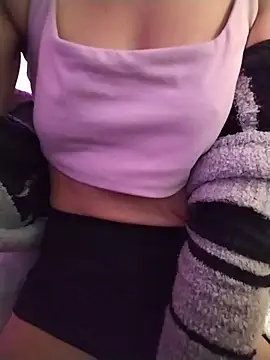 LissaThompsom online show from March 3, 2026, 2:02 pm