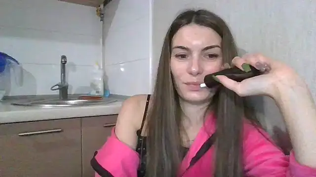 Snapshot of Carol-Rose chatting on December 10, 2024, 9:11 pm Carol-Rose online show from December 10, 2024, 9:11 pm