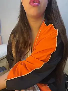 Mayacrayzi online show from January 31, 2025, 9:05 am