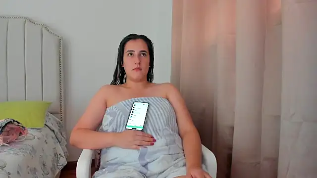 Hanna86 online show from November 6, 2025, 6:01 pm