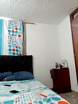 Angeelus2 online show from March 5, 2025, 9:15 pm