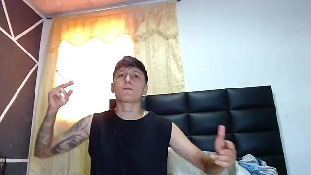 Tamarahryan online show from February 8, 2025, 3:53 pm