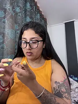 croftsmila online show from March 3, 2026, 10:28 pm