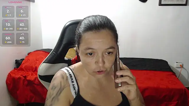 Snapshot of katty_lorens chatting on March 26, 2026, 2:32 am katty lorens online show from March 26, 2026, 2:32 am