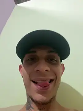 Snapshot of fran777775 chatting on May 28, 2026, 7:42 pm fran777775 online show from May 28, 2026, 7:42 pm