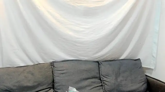 Mhelanny2 online show from March 29, 2026, 2:08 pm