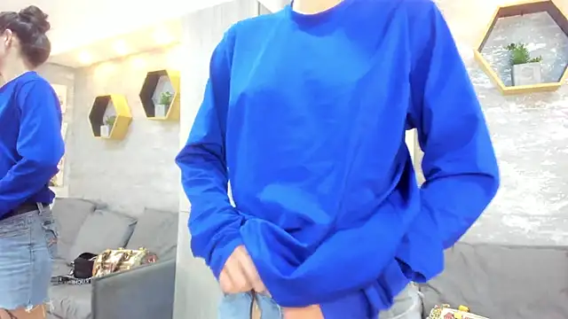 Mhelanny2 online show from April 11, 2026, 5:38 pm