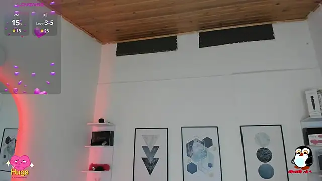 cristal  hot 1 online show from February 28, 2025, 7:15 am