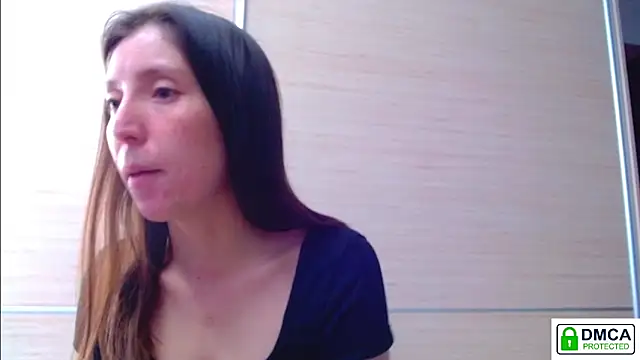 Sophi Cute online show from April 15, 2026, 1:04 pm