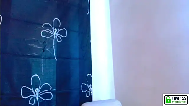 Sophi Cute online show from April 9, 2026, 1:06 pm