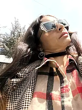 Snapshot of Sam_Sara chatting on February 4, 2026, 5:30 pm Sam Sara online show from February 4, 2026, 5:30 pm