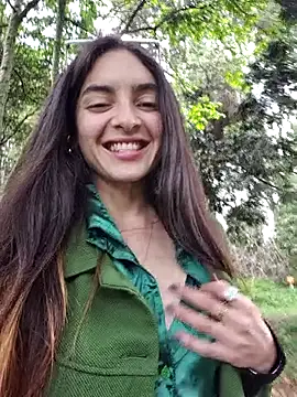 Snapshot of Sam_Sara chatting on February 11, 2026, 5:24 pm Sam Sara online show from February 11, 2026, 5:24 pm