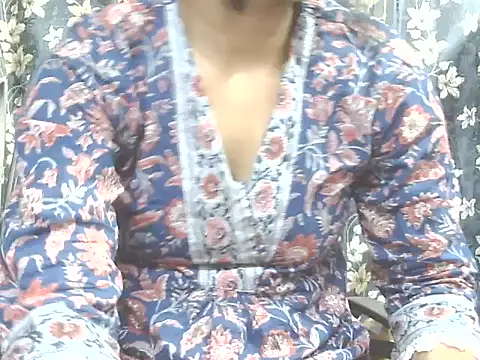 Snapshot of Supriya201 chatting on July 6, 2026, 3:25 pm Supriya201 online show from July 6, 2026, 3:25 pm