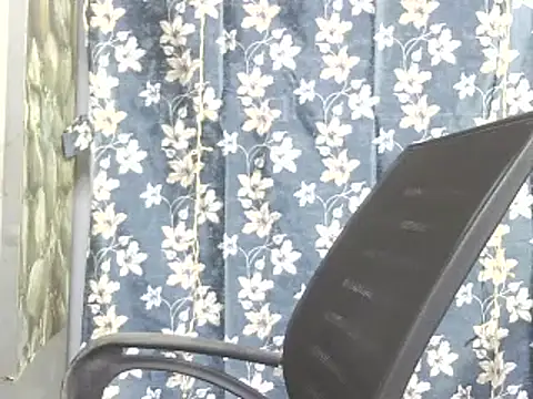 Snapshot of Supriya201 chatting on January 17, 2026, 5:44 am Supriya201 online show from January 17, 2026, 5:44 am