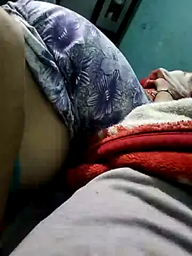 Snapshot of Village1997 chatting on February 15, 2026, 7:13 pm Village1997 online show from February 15, 2026, 7:13 pm