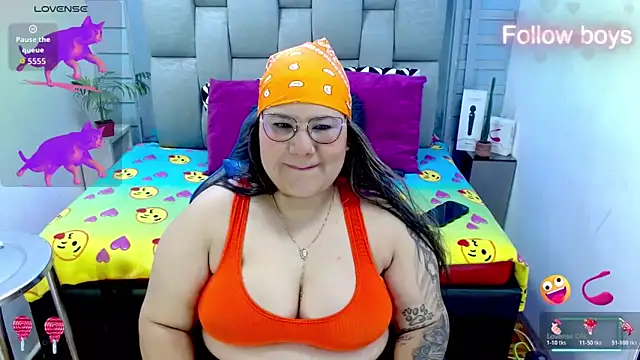 evelin zaens online show from February 2, 2026, 4:55 am