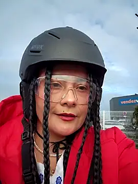 Snapshot of bellapaty chatting on February 21, 2026, 10:17 am bellapaty online show from February 21, 2026, 10:17 am