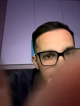 michele1500 online show from December 18, 2025, 5:17 pm