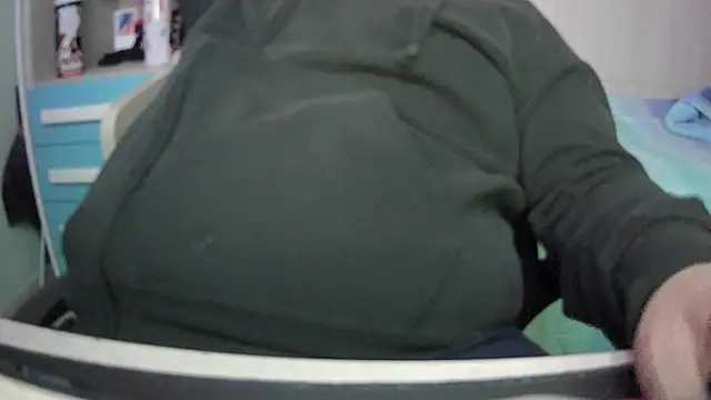 Snapshot of michele1500 chatting on November 14, 2025, 5:05 pm michele1500 online show from November 14, 2025, 5:05 pm