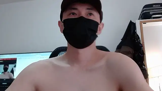 twbobo00715 online show from May 1, 2026, 4:01 pm