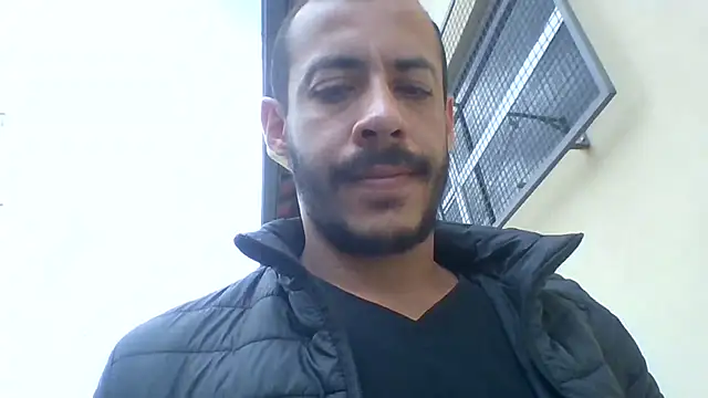 MachoScorpionCaralho online show from August 6, 2026, 4:02 pm
