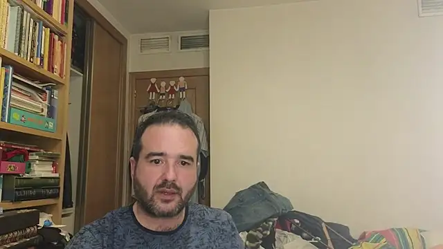 Snapshot of curiosillo83 chatting on October 19, 2025, 11:51 pm curiosillo83 online show from October 19, 2025, 11:51 pm