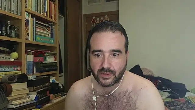 curiosillo83 online show from October 23, 2025, 2:43 am