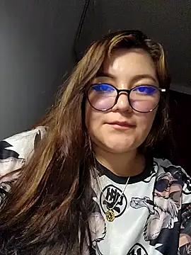 Sakura 0505 online show from November 5, 2025, 3:20 am