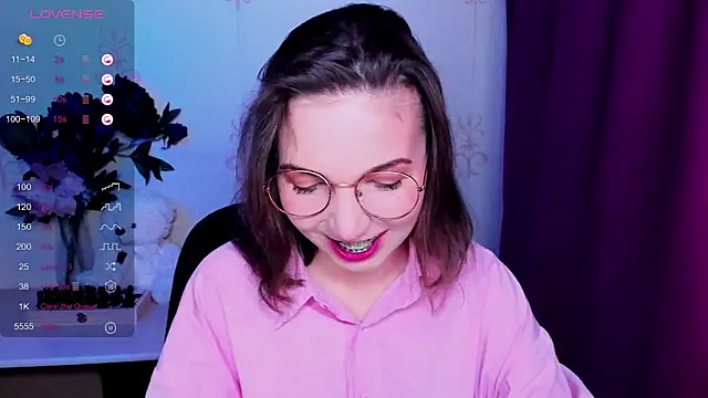 KindHazelHere  online show from March 10, 2026, 6:01 pm