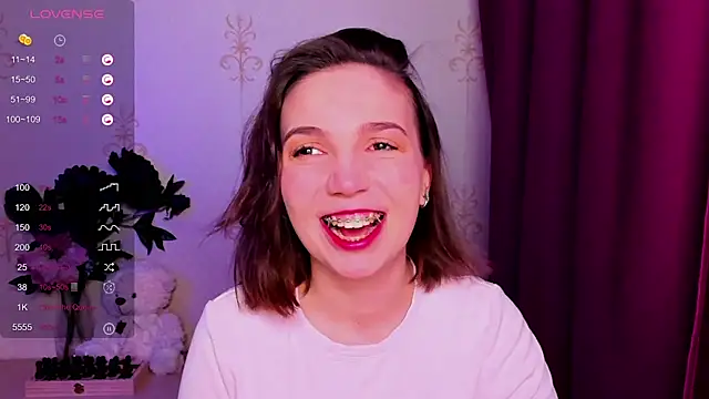 KindHazelHere  online show from February 22, 2026, 10:22 pm