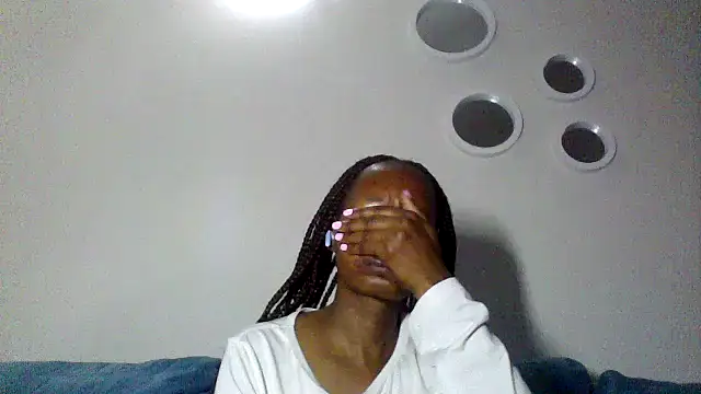 Hardnipples8 online show from December 2, 2025, 11:06 pm