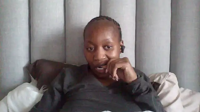 Hardnipples8 online show from June 1, 2026, 1:11 pm