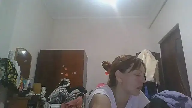 Snapshot of ShawnaAdams chatting on November 8, 2025, 3:15 pm ShawnaAdams online show from November 8, 2025, 3:15 pm