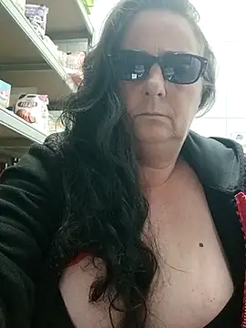 Snapshot of eroticjessitop chatting on December 19, 2025, 8:00 pm eroticjessitop online show from December 19, 2025, 8:00 pm