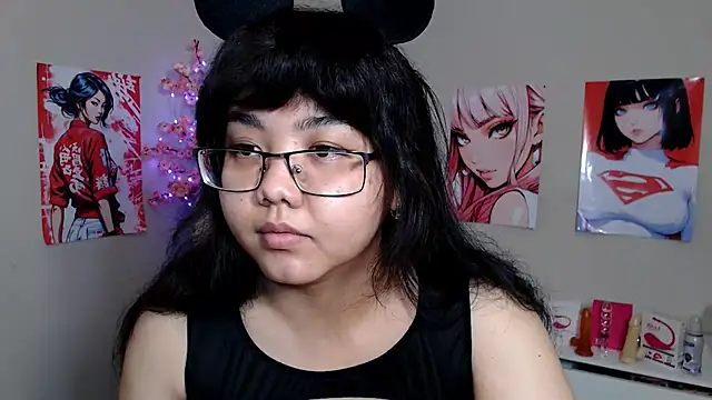 Moertomlly online show from November 3, 2025, 4:17 am