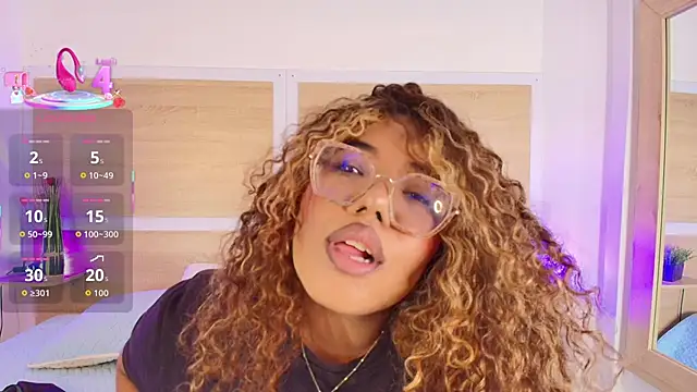  nickypurple  online show from September 25, 2025, 7:09 pm