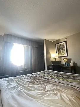 TiffaneyLove online show from February 1, 2026, 4:05 pm