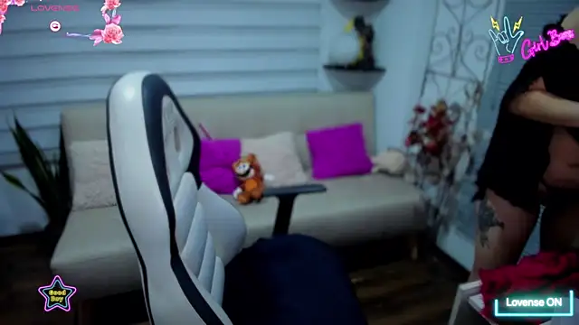 Snapshot of Lunlunera chatting on February 10, 2026, 2:21 am Lunlunera online show from February 10, 2026, 2:21 am