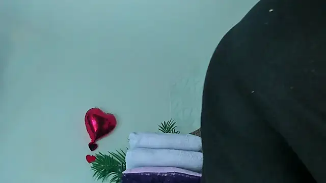 Hellen Sky online show from March 20, 2026, 7:04 pm