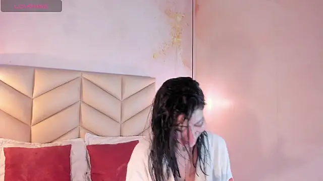 JESYSOZ23  online show from September 27, 2025, 7:09 pm