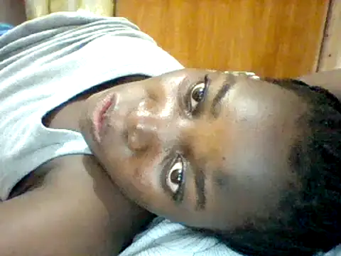 Snapshot of Alessandrajenna chatting on March 20, 2025, 8:19 pm Alessandrajenna online show from March 20, 2025, 8:19 pm