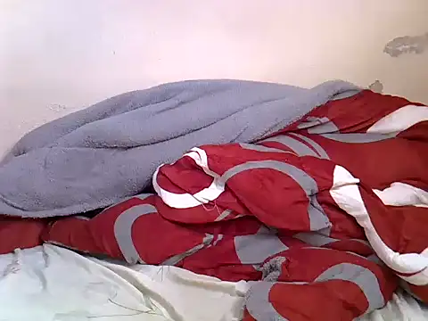 pretty-donna online show from November 20, 2025, 7:09 am